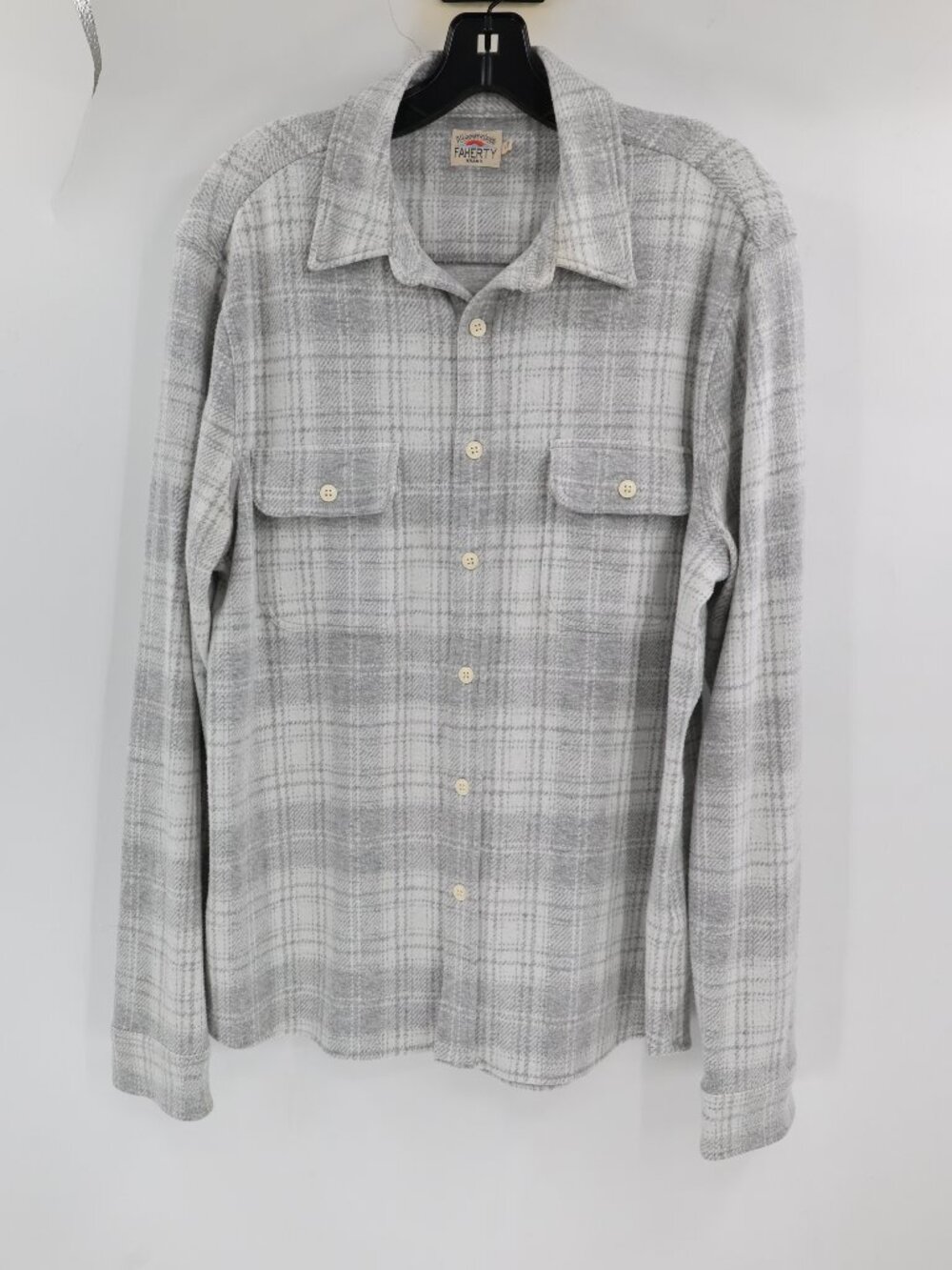 Faherty Legend sweater Shirt Men Large Plaid Long Sleeve Button Up Casual Pocket